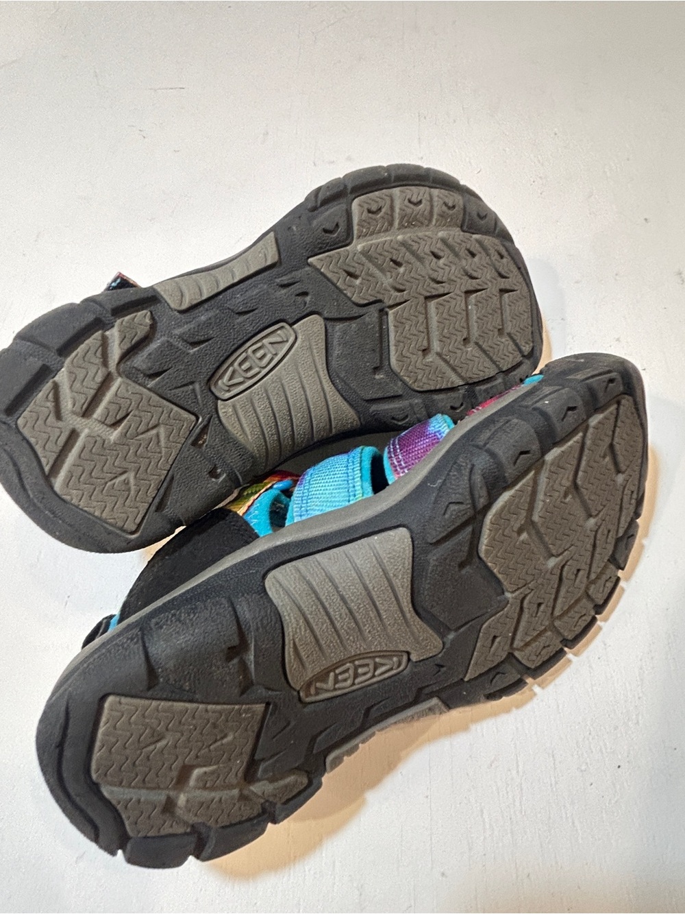KEEN Newport H2 Tie Dye Sport Sandals Kids Size 2 Waterproof Rainbow Multicolor - Picture 3 of 5